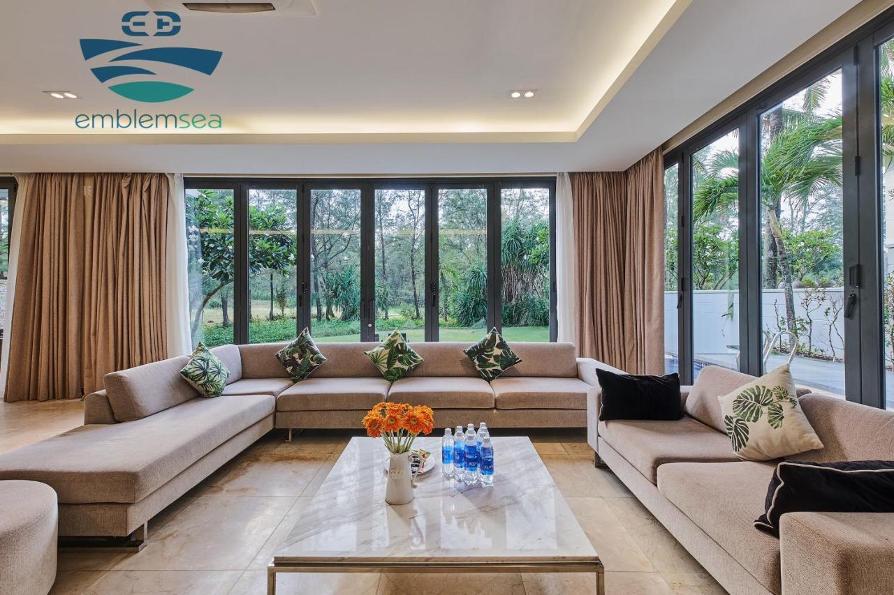 Emblem Sea 4 Bedroom Villas Da Nang Exterior foto